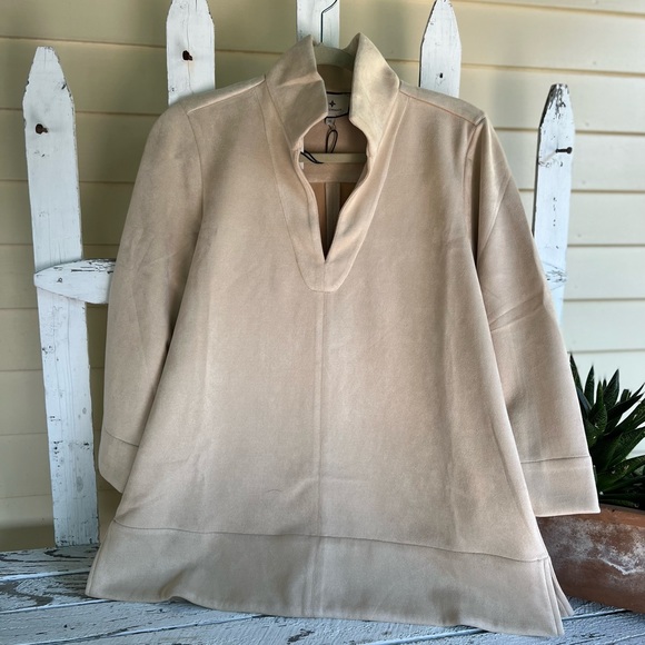 Tuckernuck Tops - NWT Tuckernuck Bone Suede Margot Top Medium